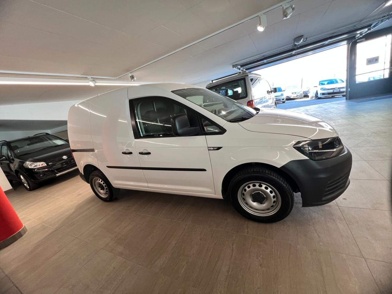 Volkswagen Caddy 2.0 TDI 4×4 122PS EURO6 FÜHRERSCHEINNEULING