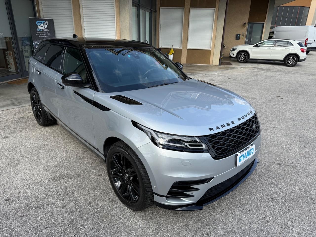 Land Rover Range Velar 2.0D I4 180 CV R-Dynamic