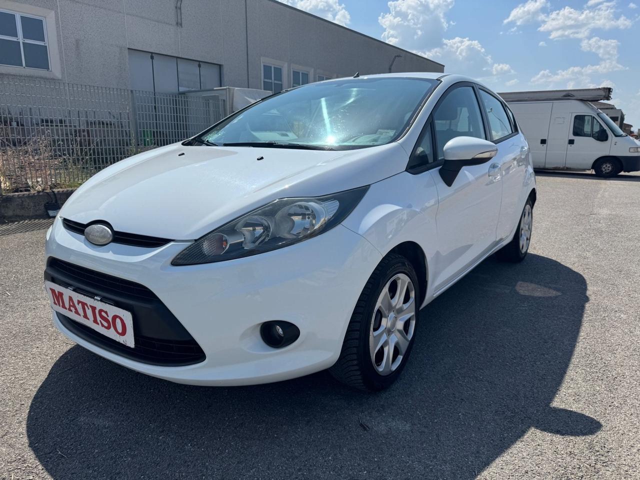 Ford Fiesta 1.4 TDCi 68CV 5 porte Titanium