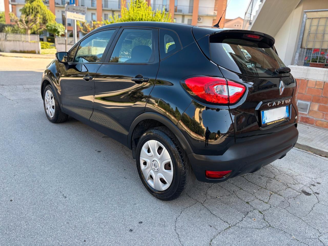 Renault Captur 1.5 dCi 8V 90 CV OK NEOPATENTATI