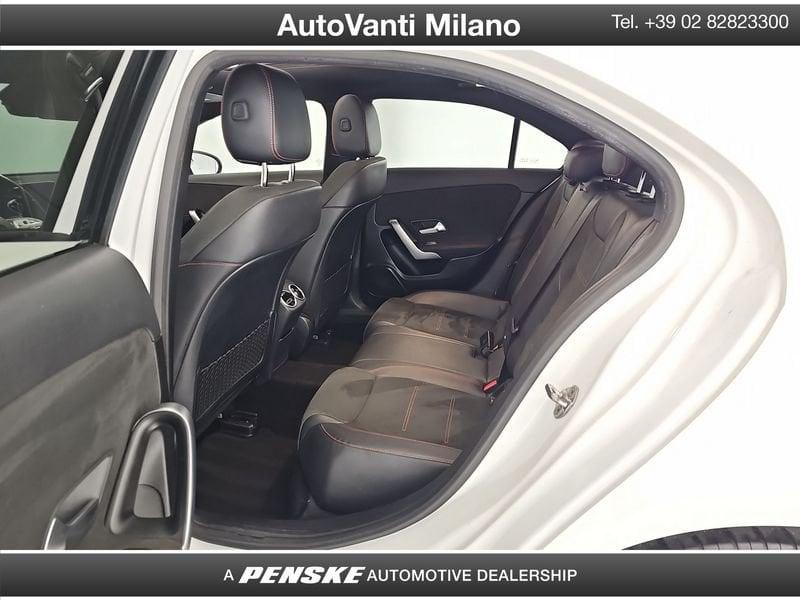 Mercedes-Benz Classe A Berlina 180 Premium