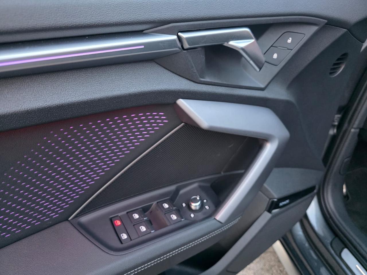 Audi A3 SPB 30 TDI S-line tetto sonos