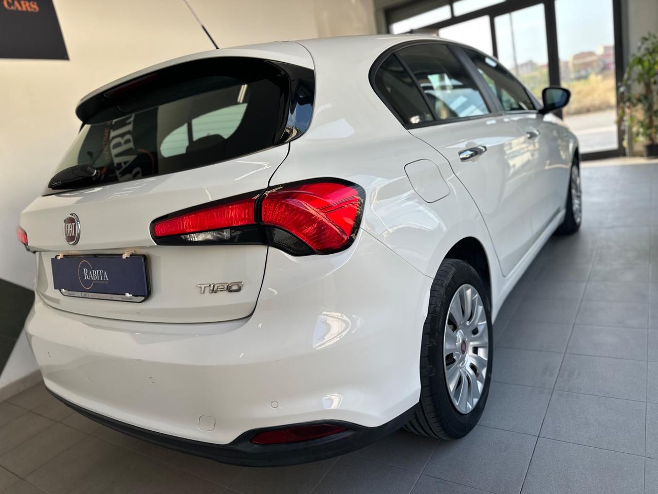 Fiat Tipo 1.4 5 porte Easy 79.000 KM