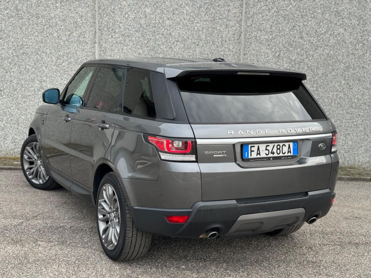 Land Rover Range Rover Sport 3.0 TDV6 SE