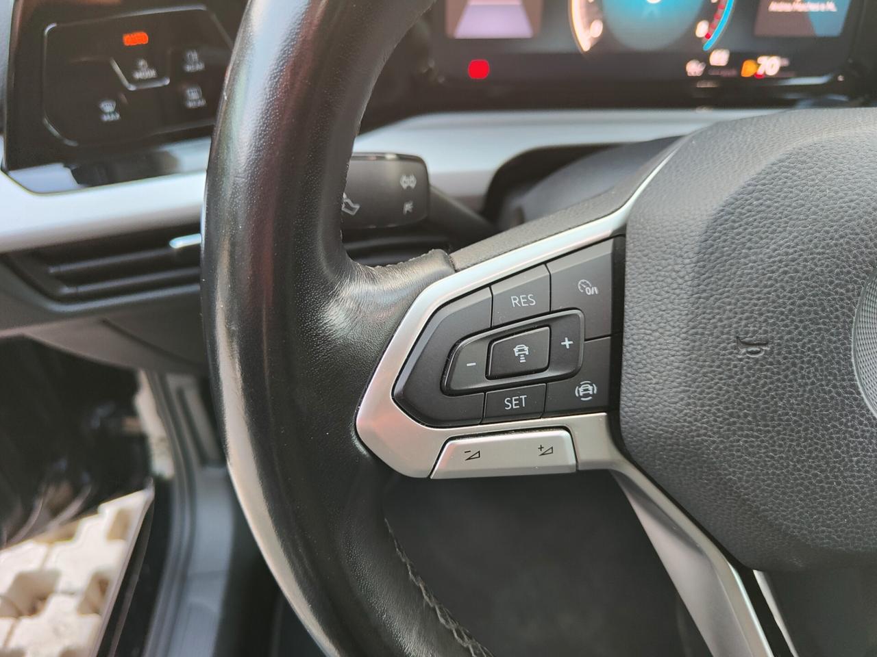 Volkswagen Golf 1.0 Sport Edition Leggere