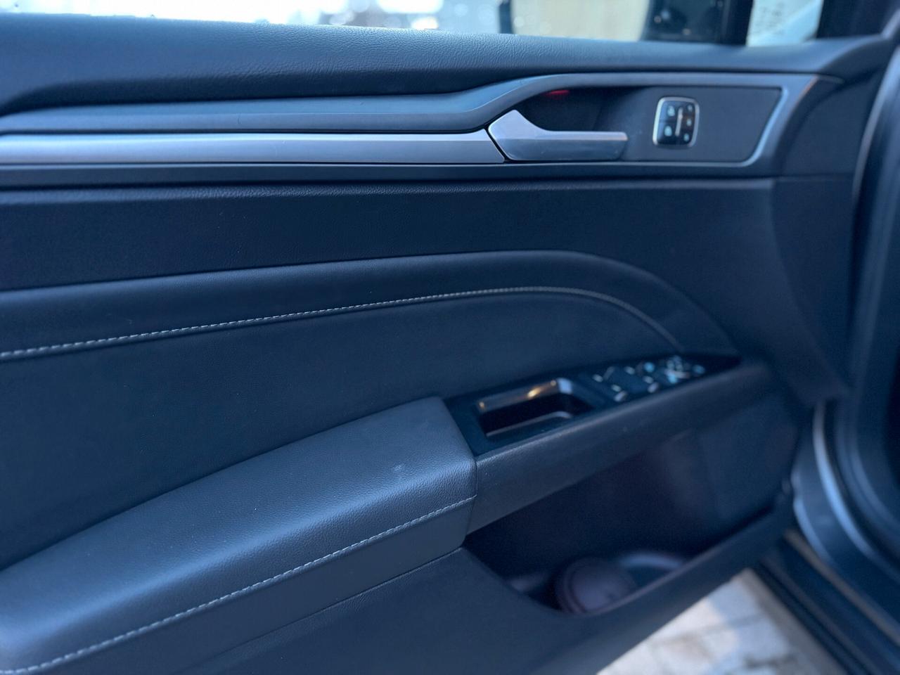 Ford Mondeo 2.0 TDCi 150 CV S&S Powershift Station Wagon Titanium