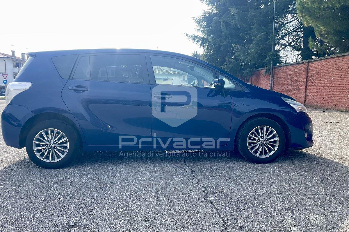 TOYOTA Verso 1.6 D-4D Active