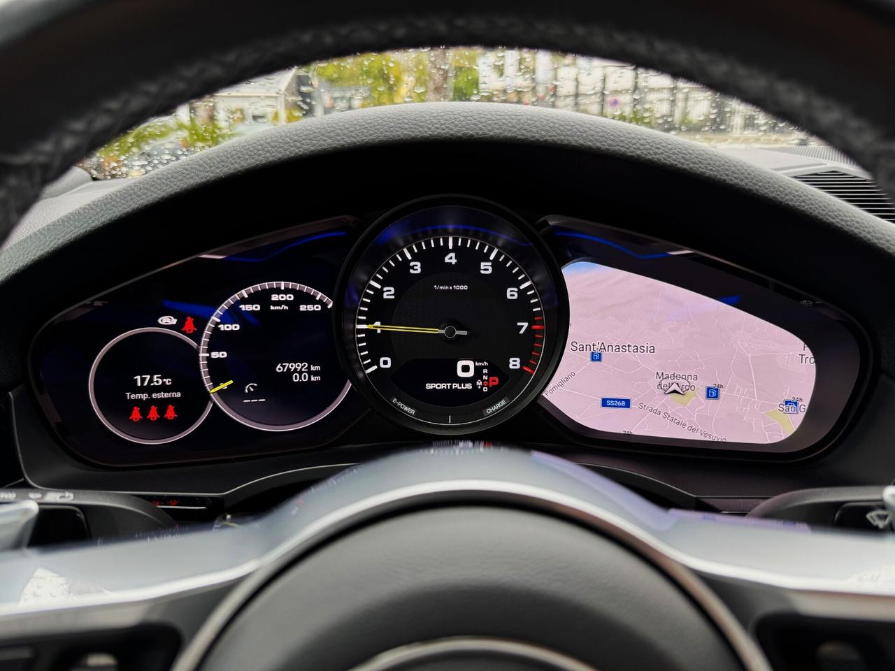Porsche Cayenne Coupe 3.0 E-Hybrid Platinum Edition