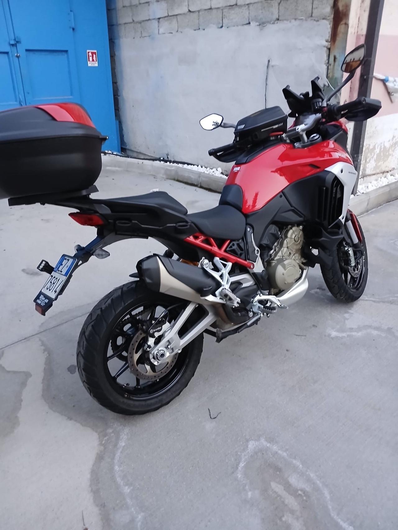 DUCATI MULTISTRADA V4