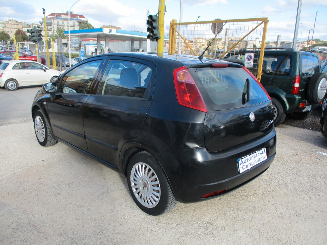 Fiat Grande Punto 1.3 MJT 75 CV 5 porte Dynamic