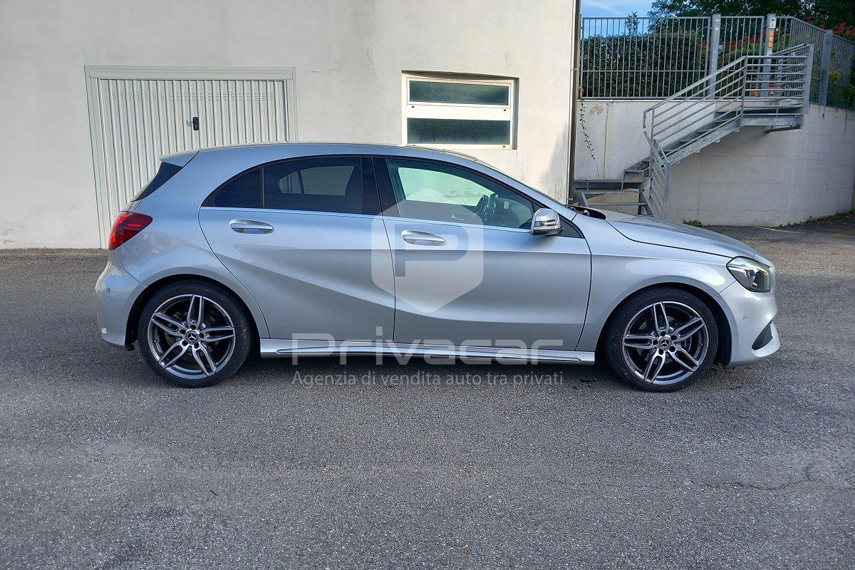 MERCEDES A 180 d Automatic Premium