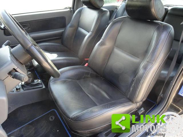 RENAULT Clio 1.8i 16V