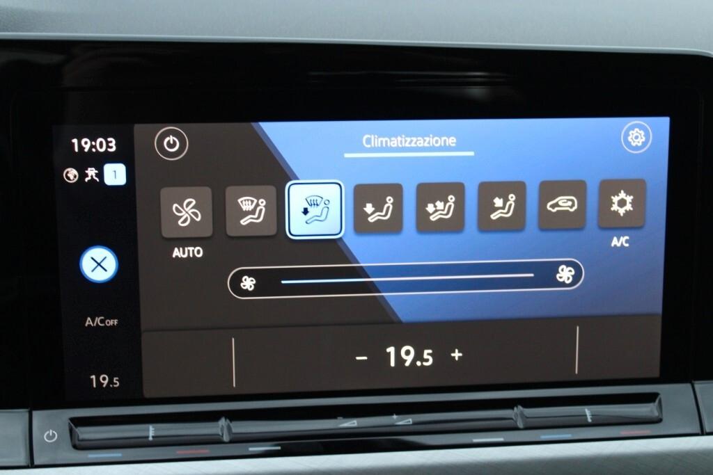 VOLKSWAGEN Golf 2.0 TDI 115cv *Luci Ambiente