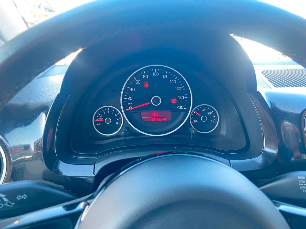 Volkswagen up! 1.0 3p. X Neopatentati a Prezzo