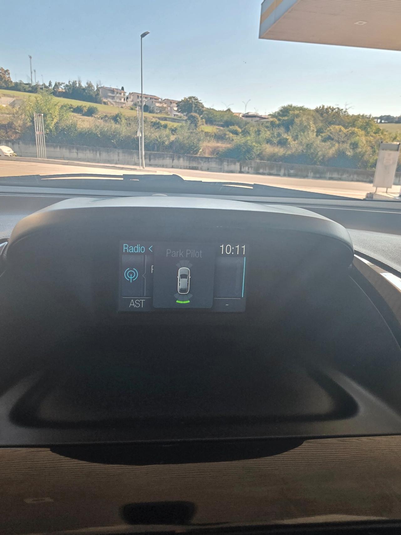 Ford B-Max Neo patentati Titanium