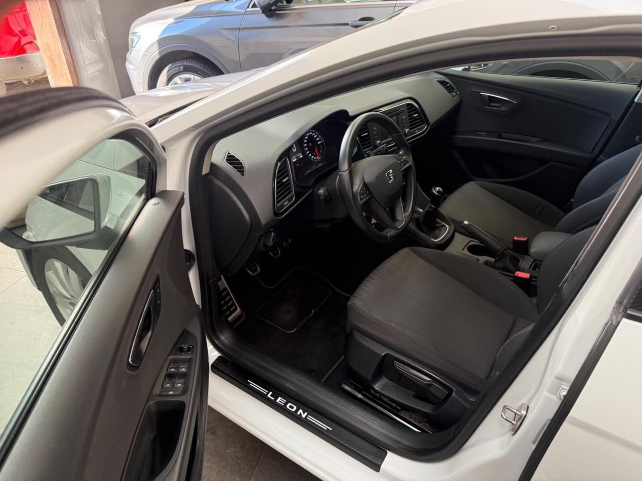 Seat Leon 1.6 TDI 105 CV DSG 5p. Start/Stop Business NAVI