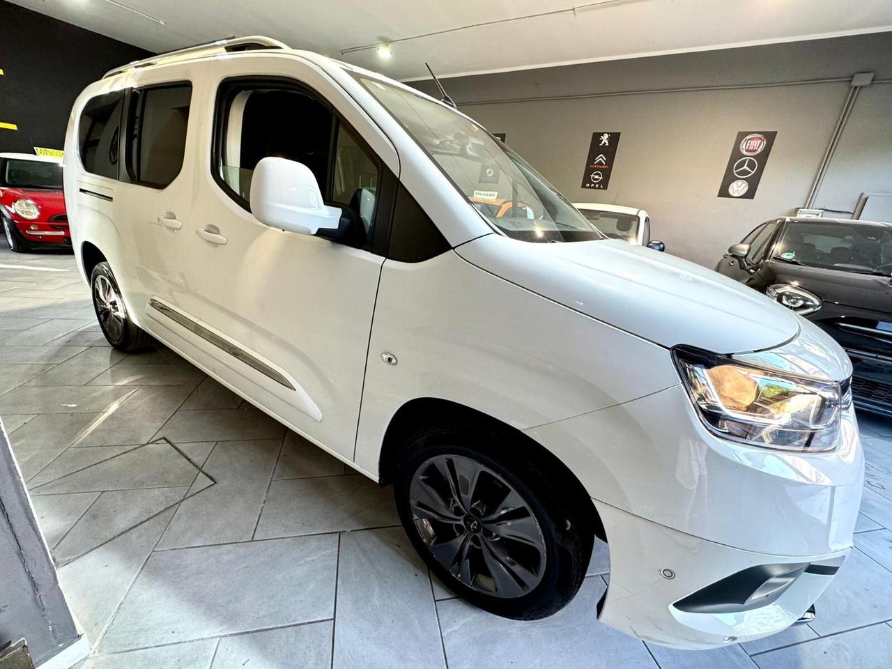 Toyota Proace City 7 POSTI AUTOMATICO 60MILA KM
