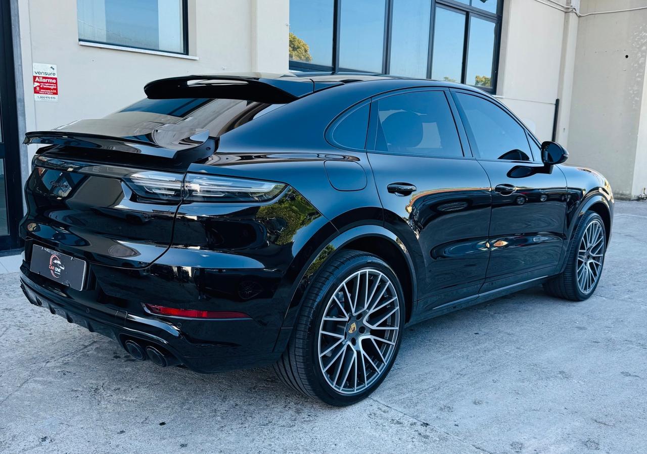 Porsche Cayenne Coupé 3.0 V6 Platinum Edition