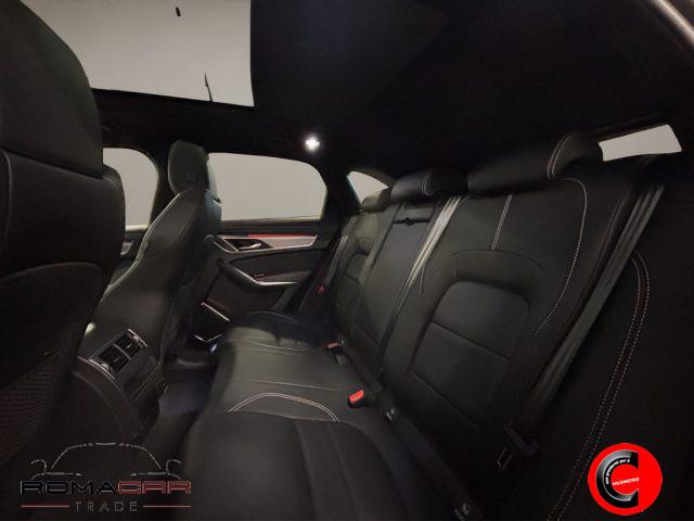 JAGUAR F-Pace 2.0 D 204 CV AWD aut. R-Dynamic HSE TETTO!