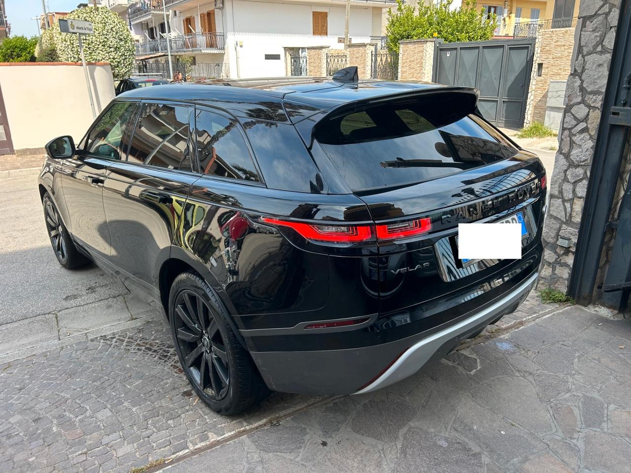 Land Rover Range Rover Velar Range Rover Velar 2.0D I4 240 CV R-Dynamic HSE