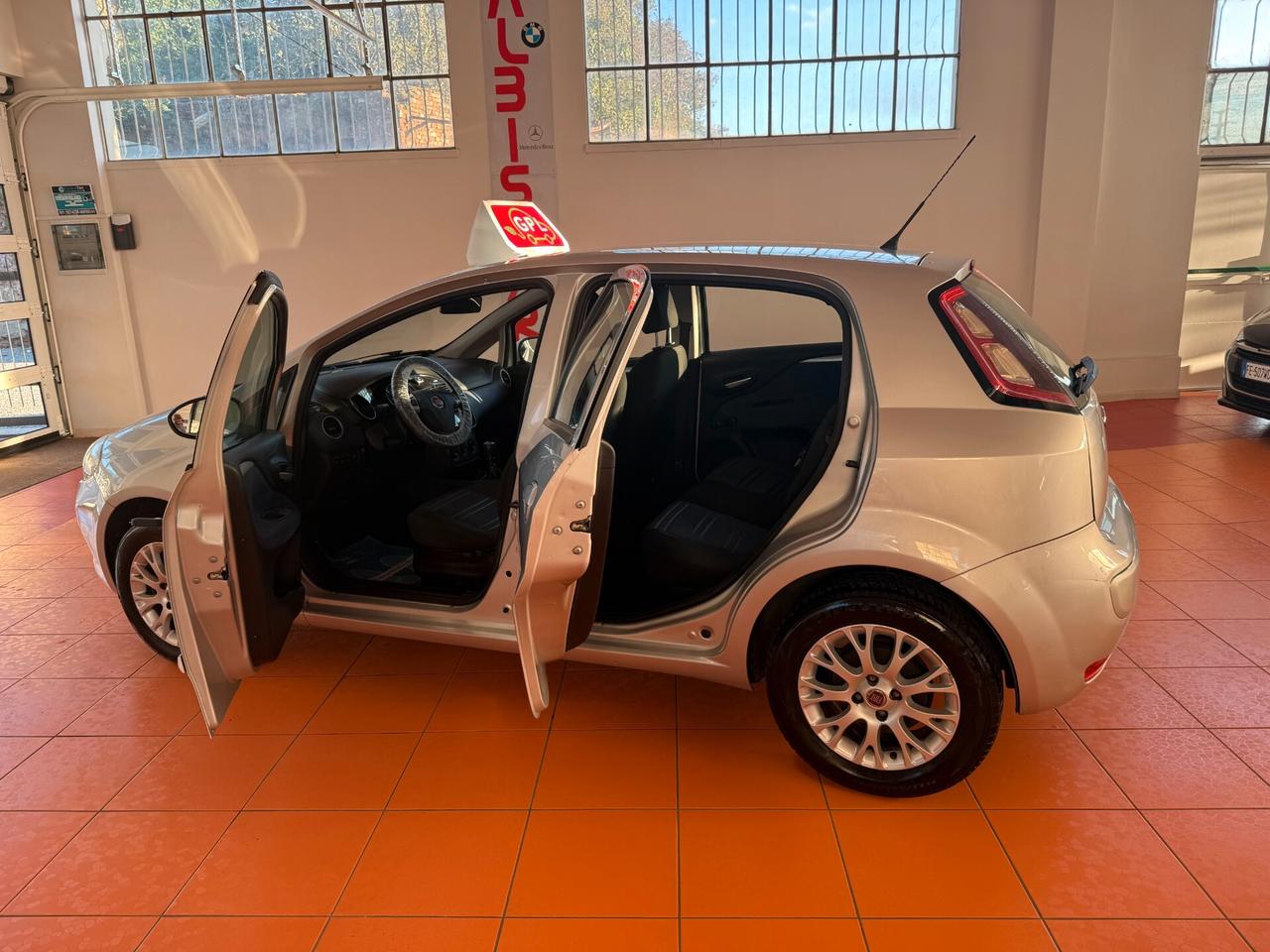 Fiat Punto Evo 1.4 5 porte Emotion GPL