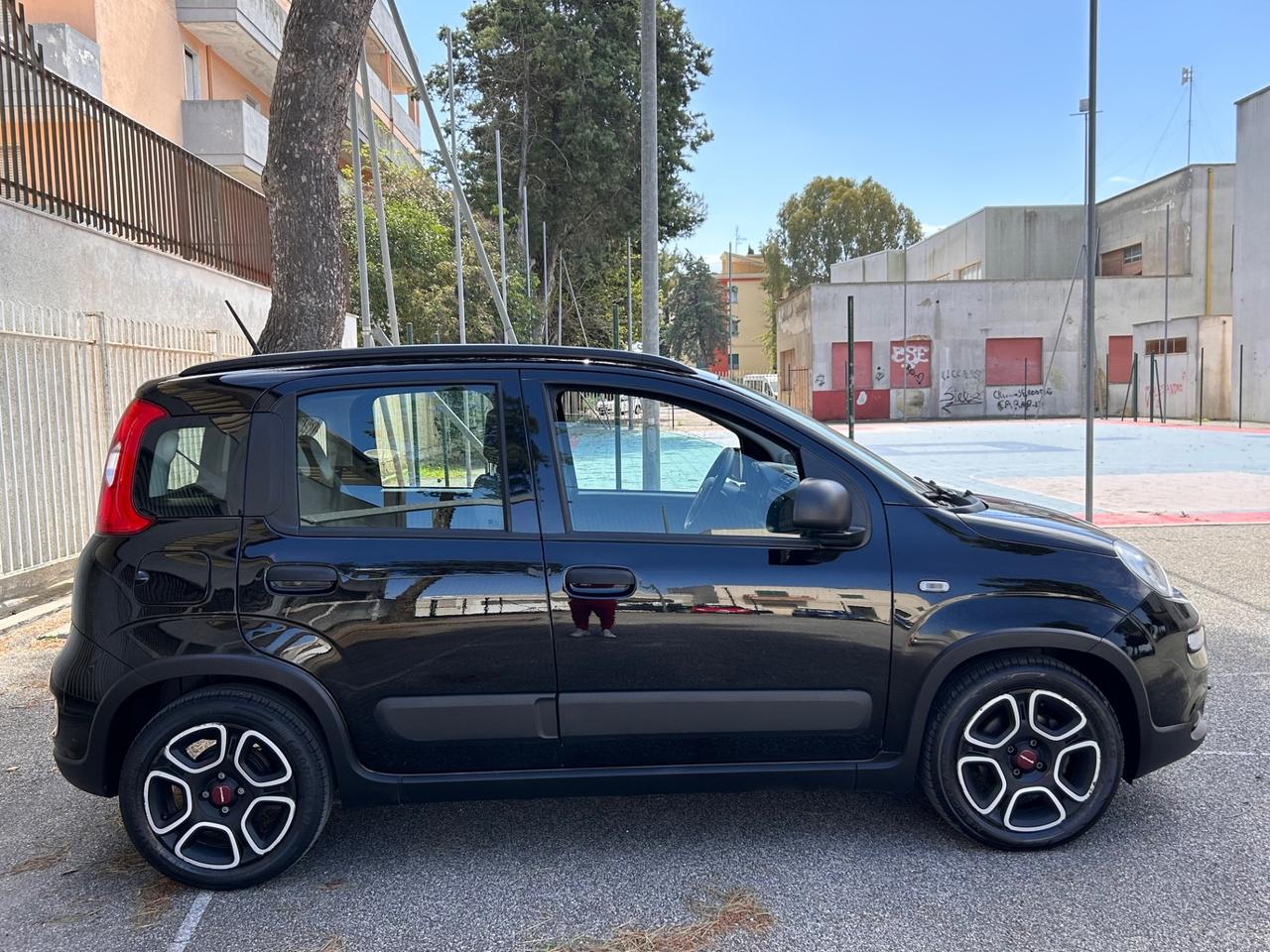 Fiat Panda 1.0 FireFly S&S Hybrid City Cross
