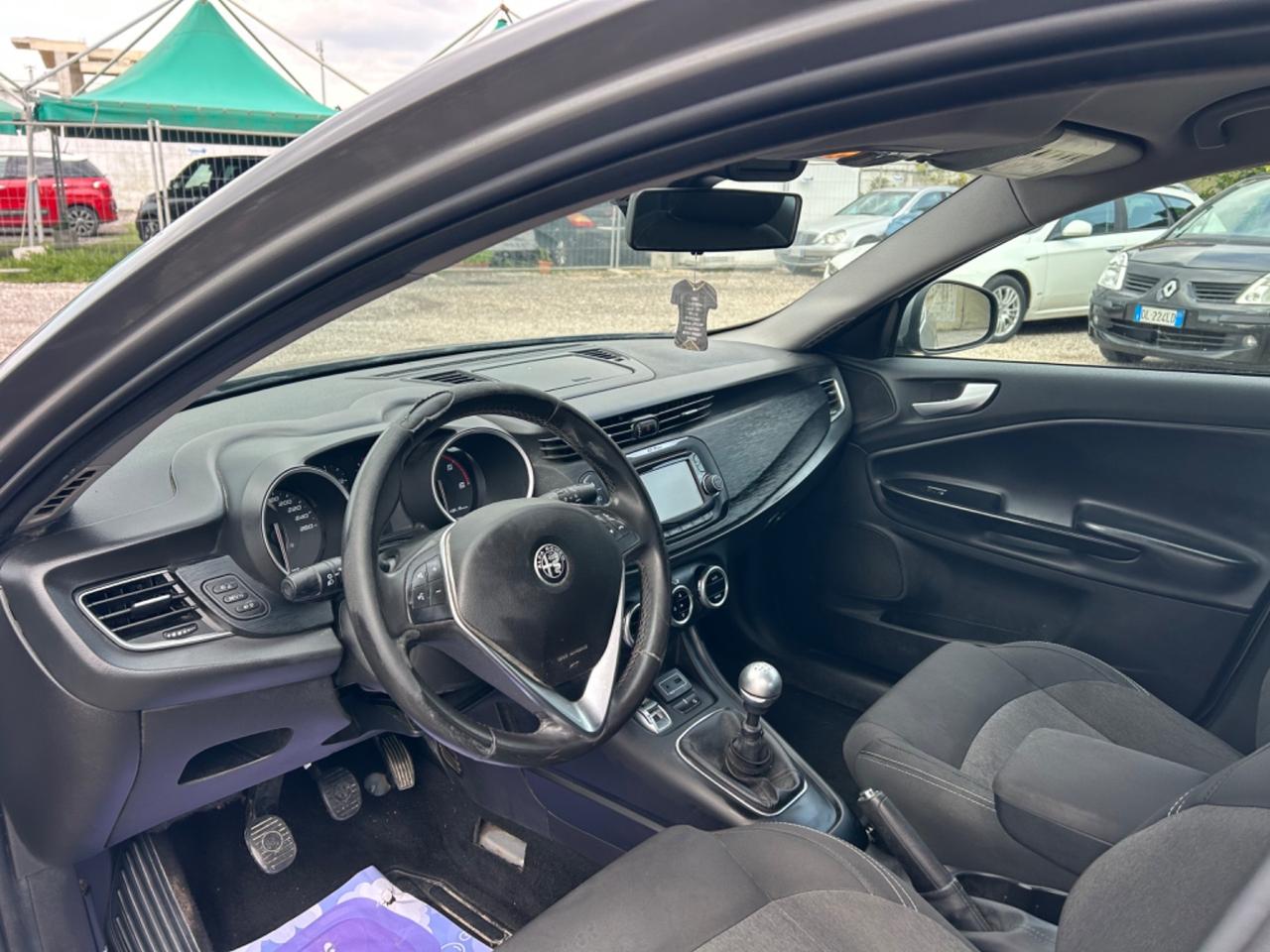 Alfa Romeo Giulietta 1.6 JTDm-2 120 CV Distinctive