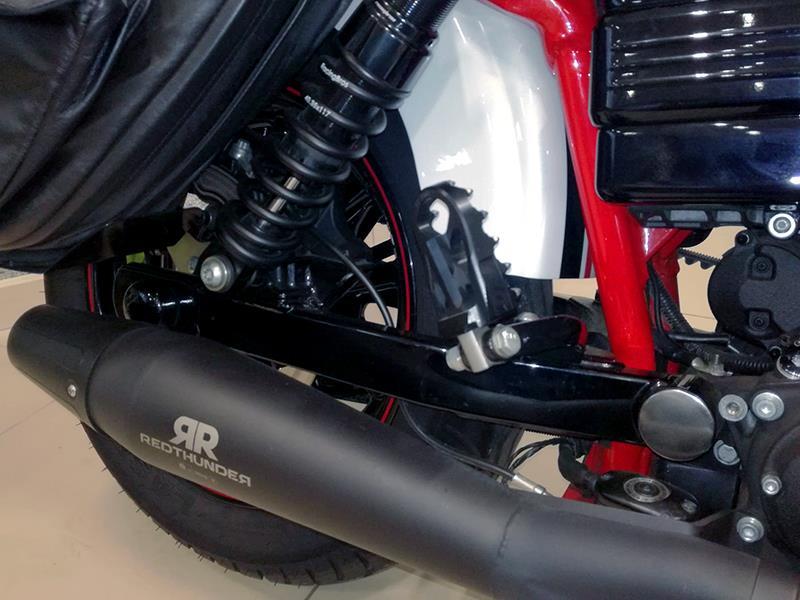 Harley Davidson FXDB Dyna Street Bob 1584