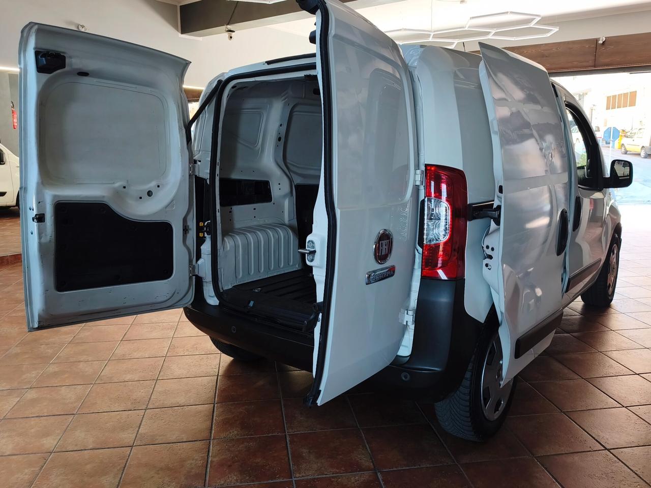 Fiat Fiorino 1.3 MJT 95CV Cargo SX