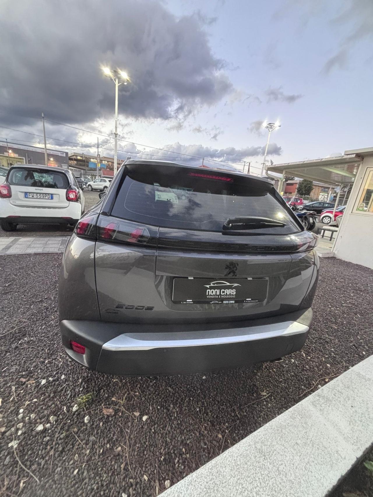 Peugeot 2008 BlueHDi 130 S&S EAT8 Allure