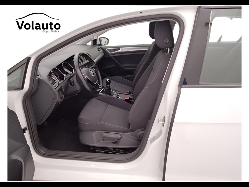 VOLKSWAGEN Golf VII 2017 5p - Golf 5p 1.0 tsi Trendline 85cv