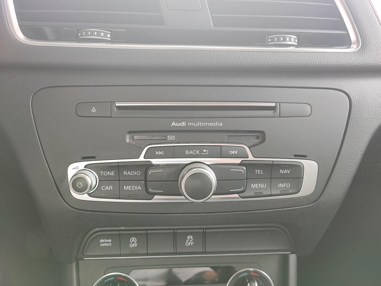 Audi Q3 2.0 TDI 120 CV Design