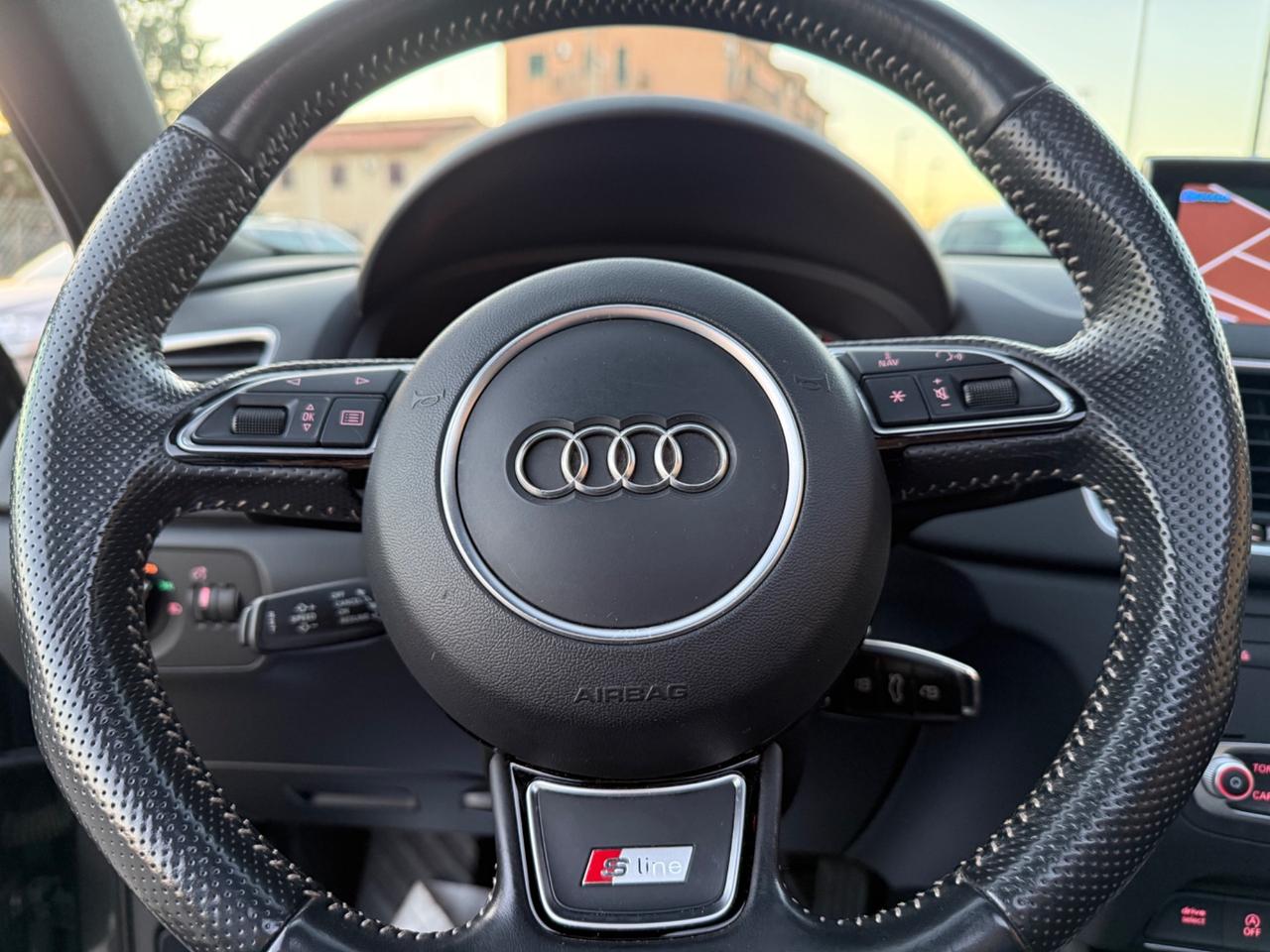 Audi Q3 2.0 TDI 150 CV quattro S tronic S-line edition