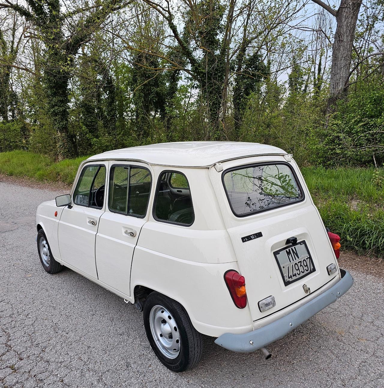 Renault 4 TL 950