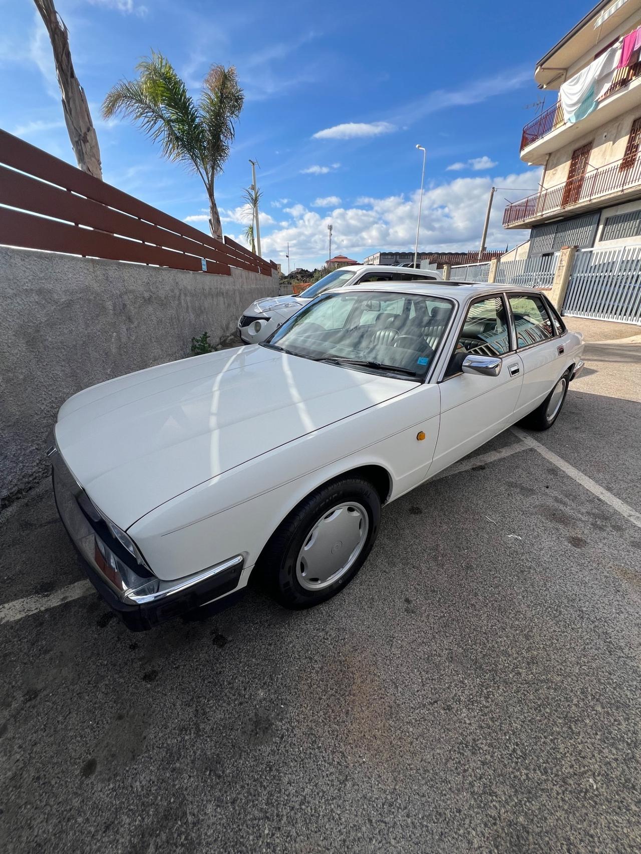 Jaguar XJ XJ6 3.2 cat