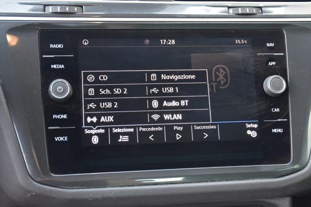 VOLKSWAGEN Tiguan 2.0 TDI SCR DSG Business BMT *NAVIGATORE*