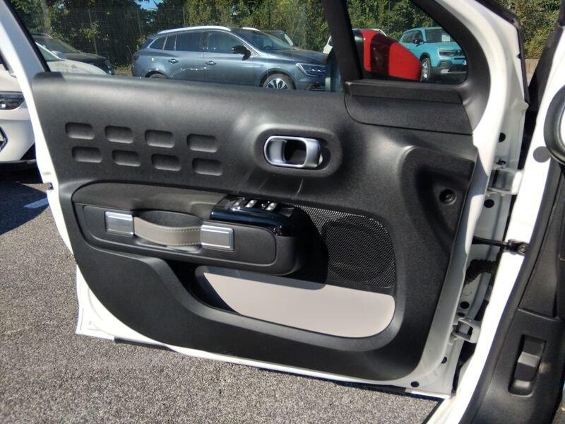 Citroën C3 III 2017 1.2 puretech Shine s&s 83cv