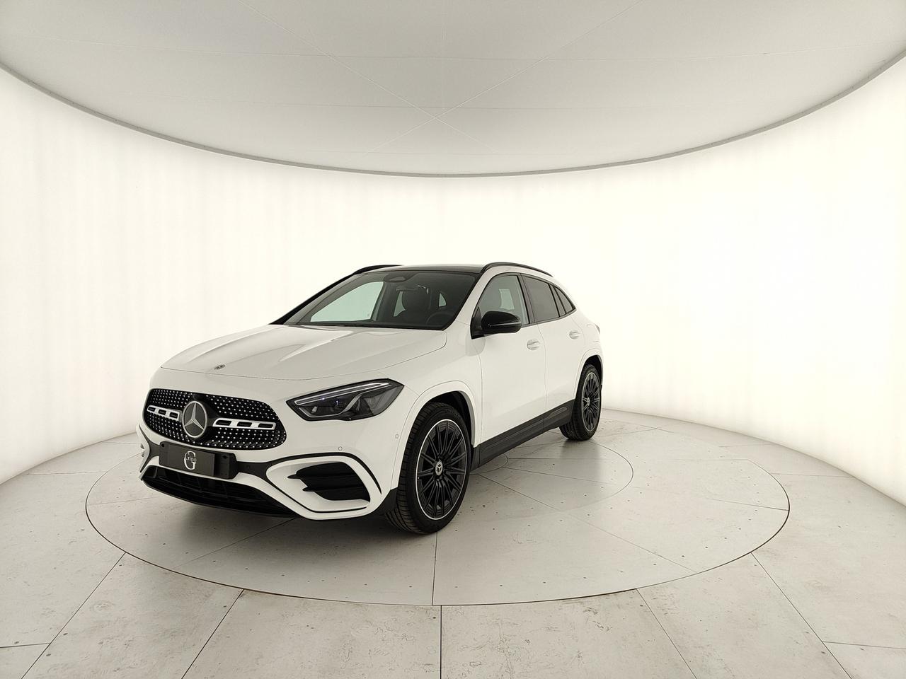 Mercedes-Benz GLA 180