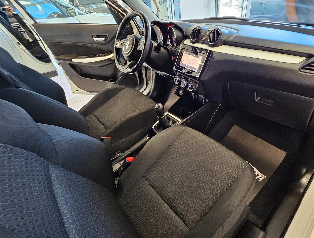 Suzuki Swift 1.2 Hybrid Top
