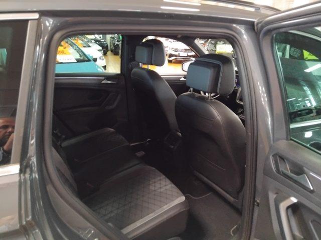 VOLKSWAGEN Tiguan 2.0 TDI 150 CV DSG R-Line 19"