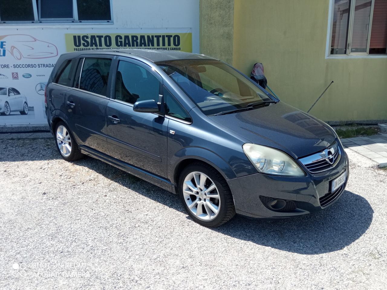 Opel Zafira 1.6 16V VVT Cosmo 116CV 7 POSTI