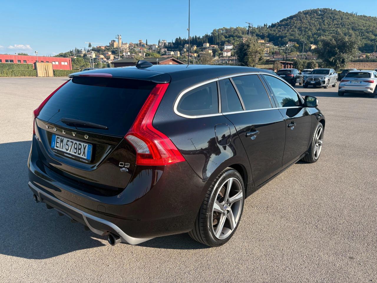 Volvo V60 D3 R-design