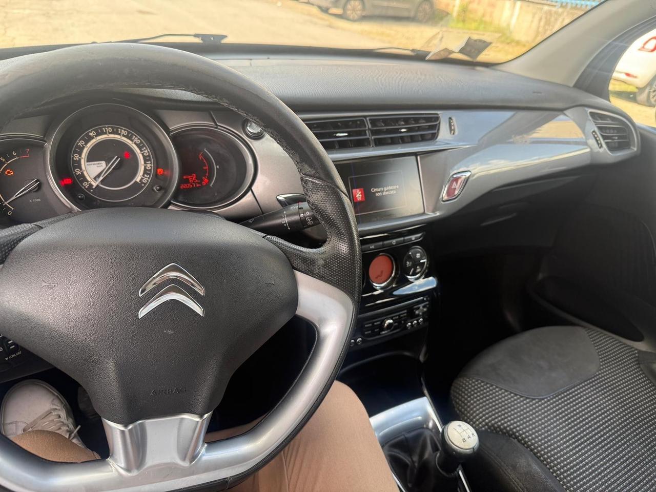 Citroen C3 1.2 VTi 82 Exclusive 2014 220.000 KM