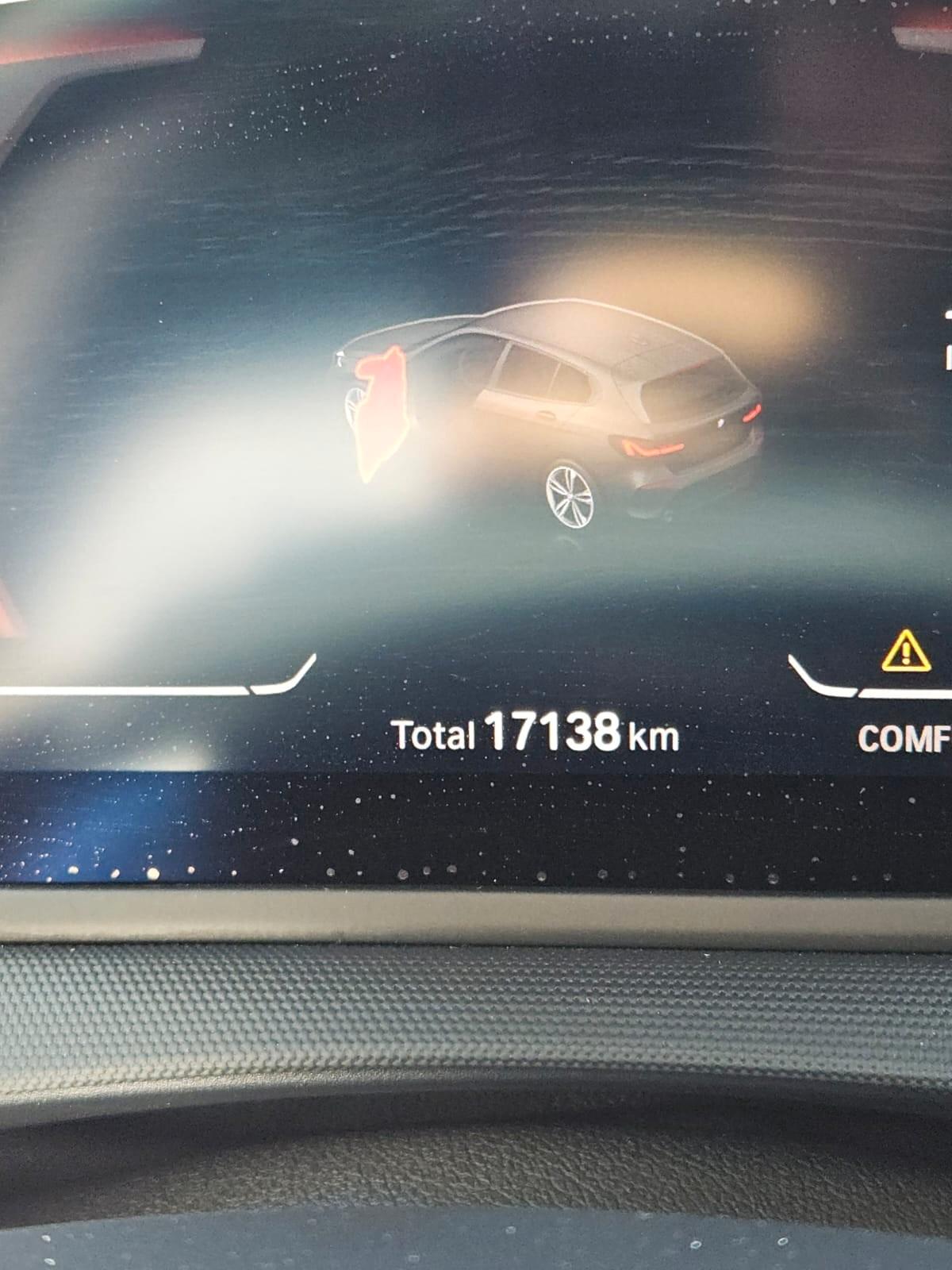 Bmw 116 116d 5p. Business Advantage