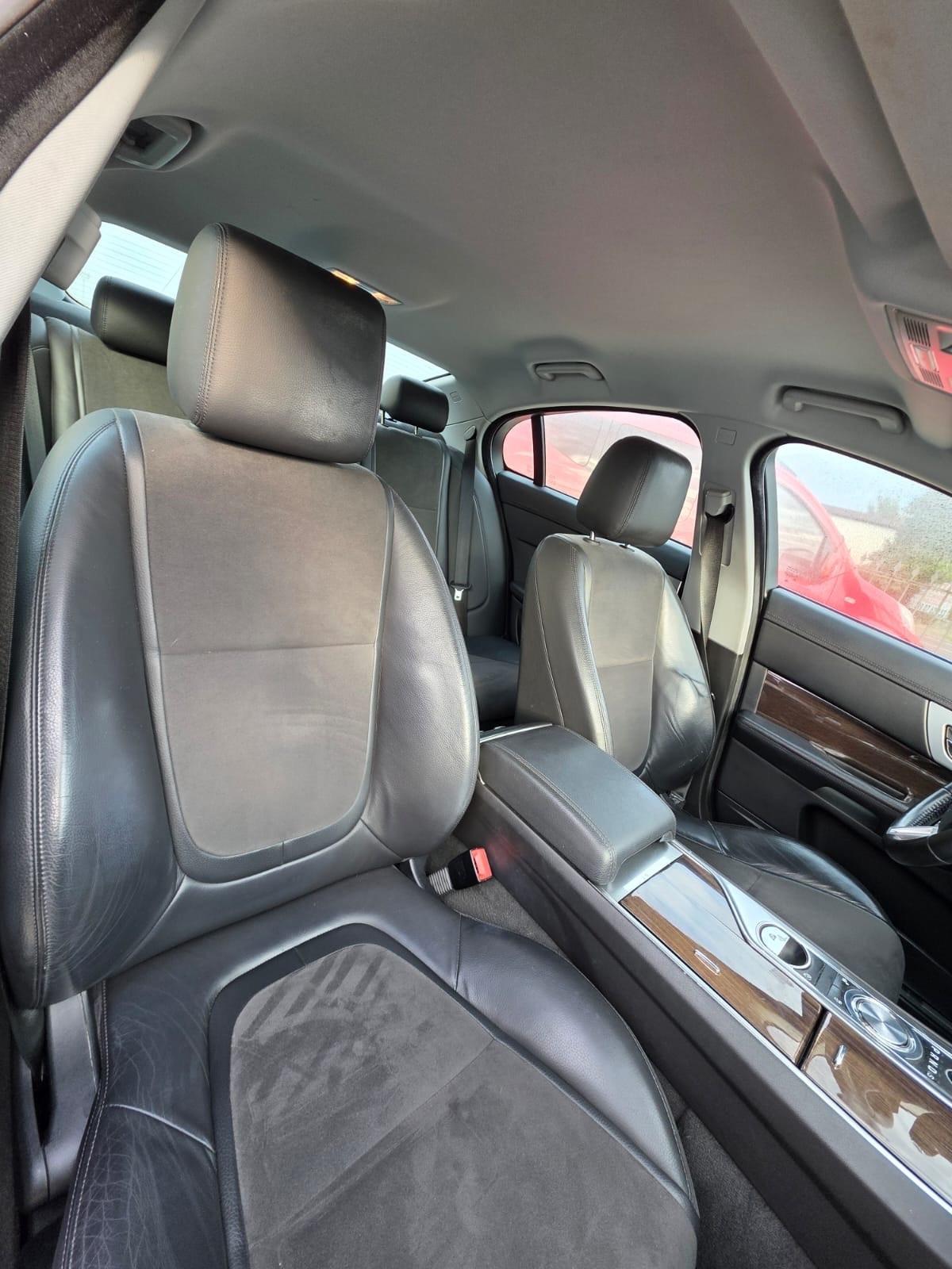 Jaguar XF 2.2 D 190 CV unico proprietario km 115 mila certificati