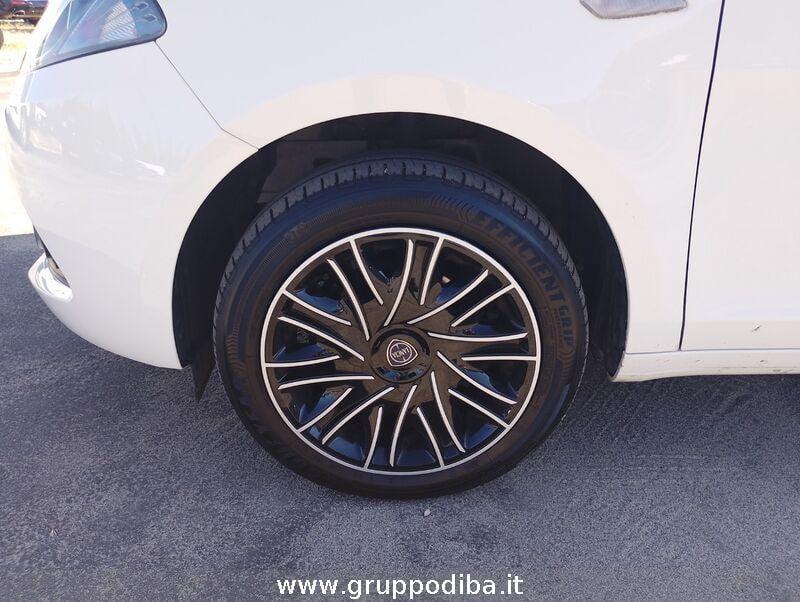 Lancia Ypsilon III 2021 1.0 firefly hybrid Silver s&s 70cv 5p.ti