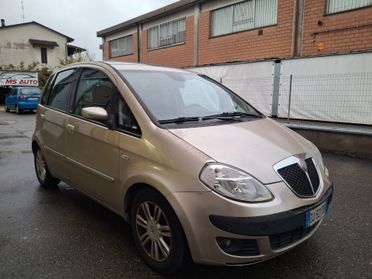 Lancia MUSA 1.4 16V Platino Plus GPL
