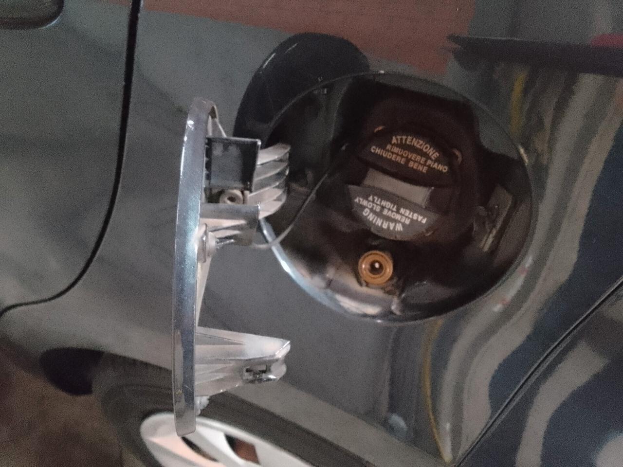 Kia Rio 1.2 CVVT 5p. ECO GPL Cool OK NEO