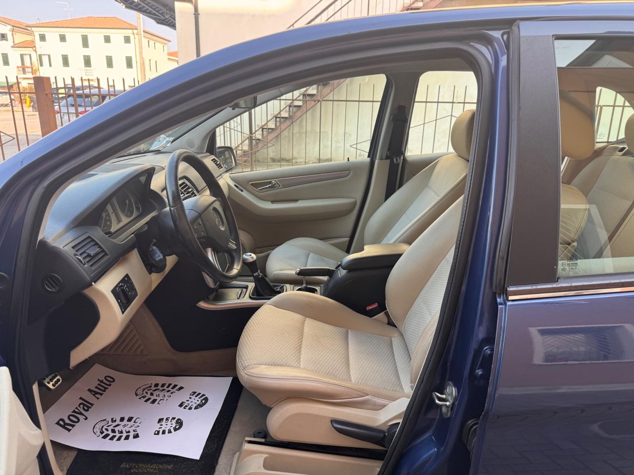 Mercedes-benz B 200 CDI Ok Neopatentati