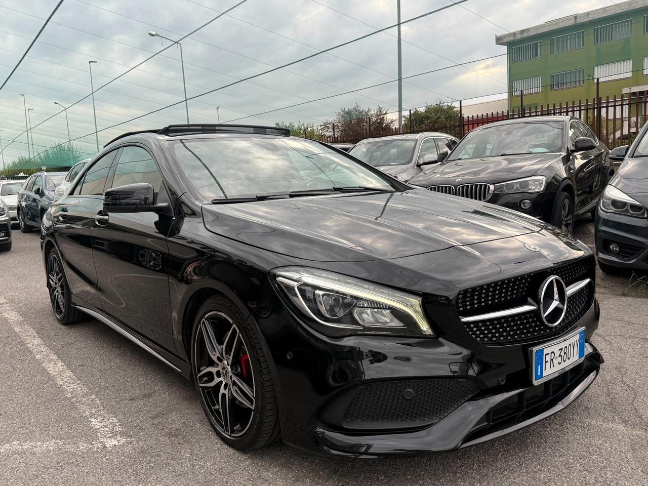 Mercedes-Benz CLA 220 d Premium 4matic auto AMG / TETTO PANORAMICO